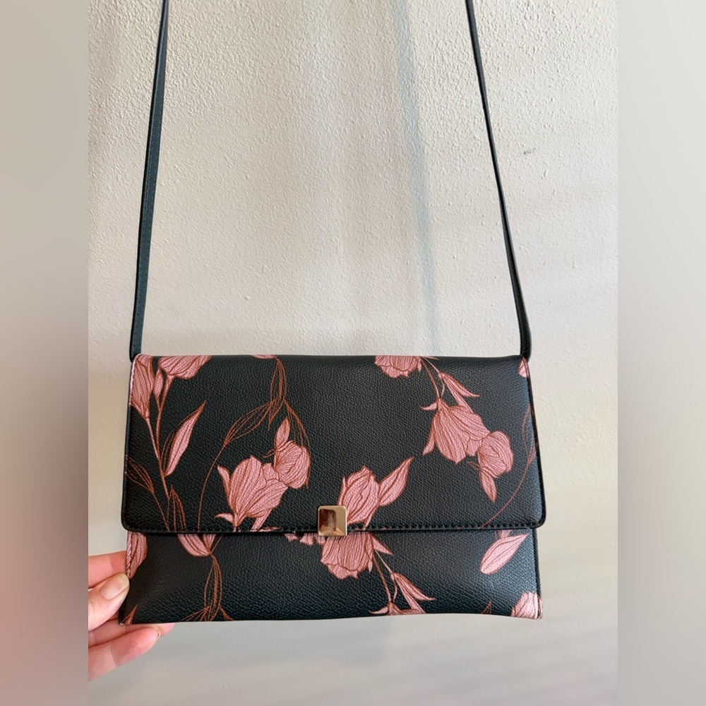 Chic Green and Pink Floral Crossbody Bag